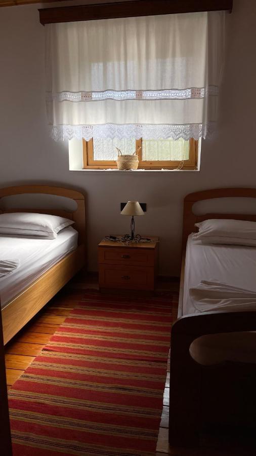 Hostel Ana Berat