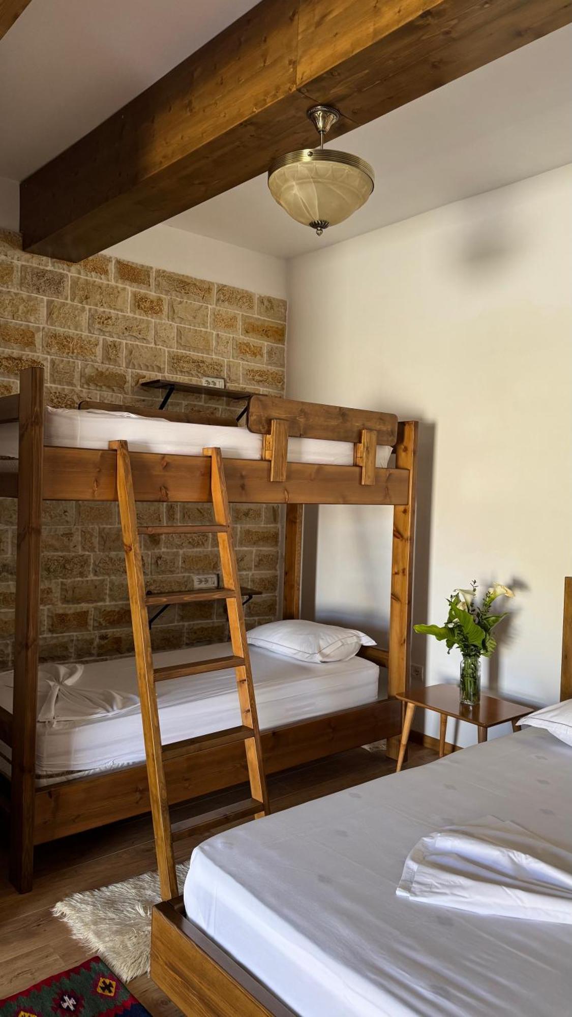 Hostel Ana *